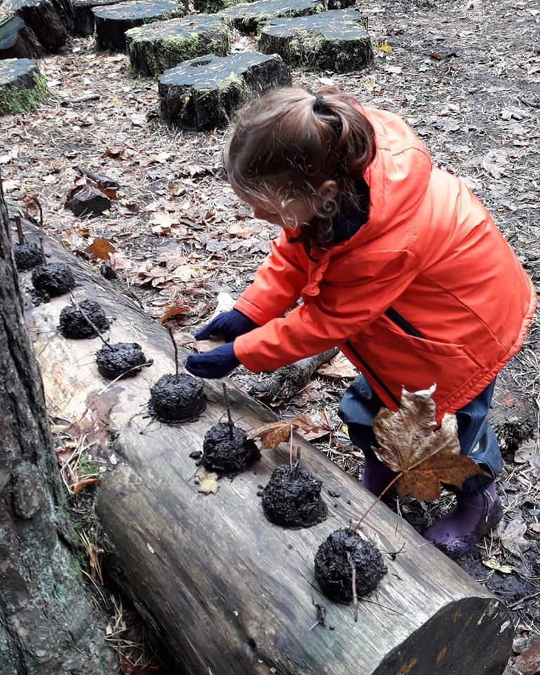 Learning Maths Through Outdoor Play